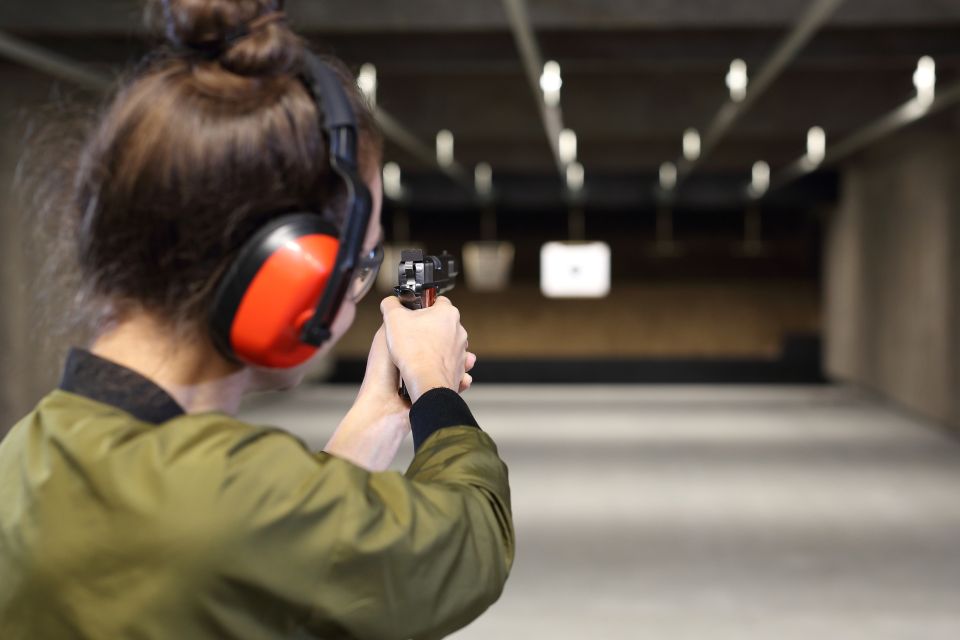 Warsaw: Gun Shooting Experience With Transfers - Good To Know