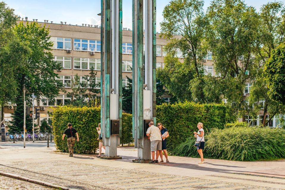 Warsaw: Warsaw Ghetto Private Walking Tour With Hotel Pickup - Good To Know