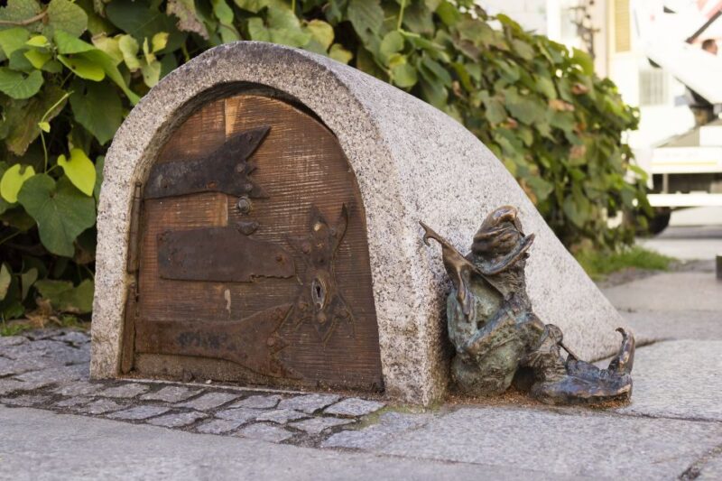 Wrocław: Garden Gnome Challenge With Guide - Good To Know