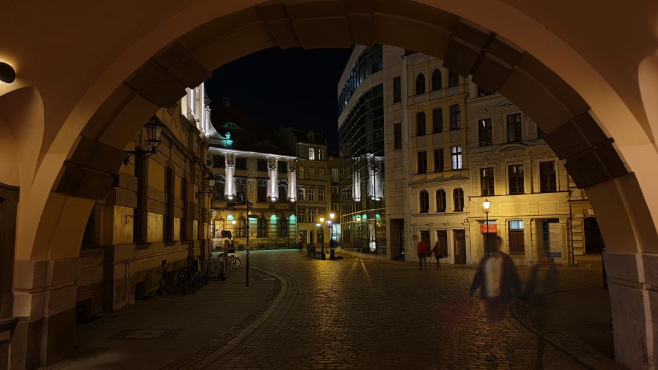 Wroclaw: Guided City Night Tour (2 Hours) - Good To Know