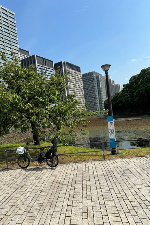 Tokyo : Imperial Palace Night Running Tour - Tour Overview