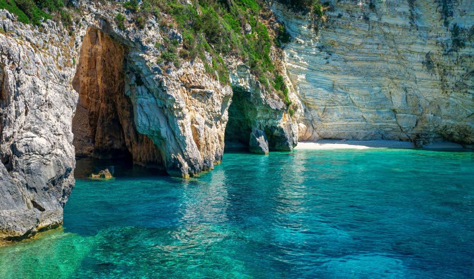 Zakynthos: Small Boat Trip to Keri, Mizithres & Marathonisi - Key Points