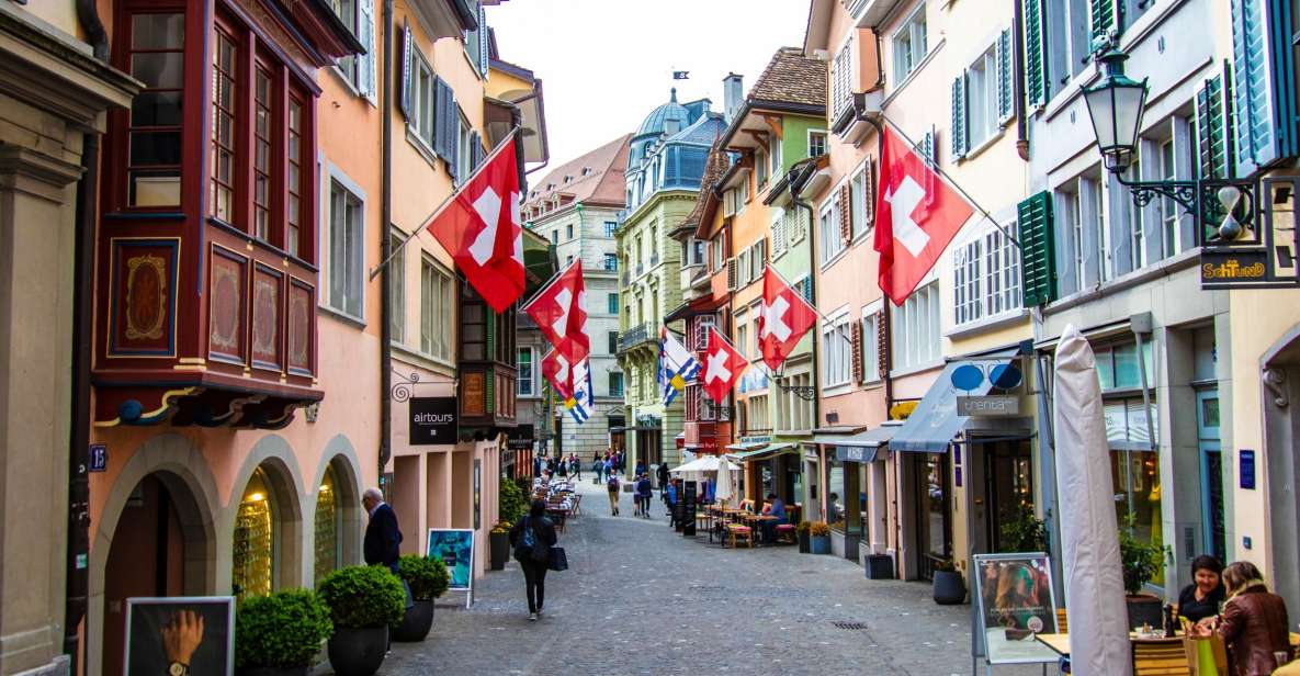 Zurich: Insta-Perfect Walk With a Local - Good To Know