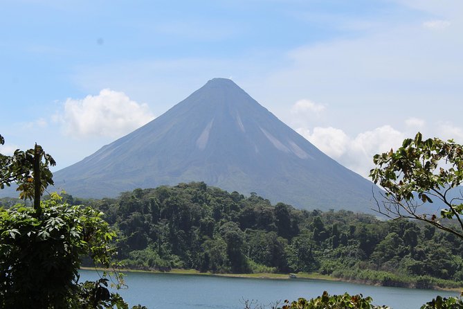 11-DAY Tour From San Jose: Monteverde Cloud Forest and Tortuguero, Arenal Volcano and Manuel Antonio National Parks - Ecosystem Exploration