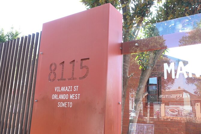 1 Day: Bus & Soweto Combo - Itinerary Highlights