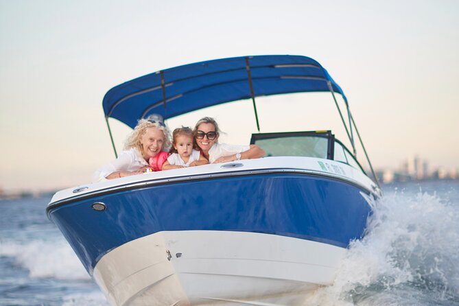1 Hour Miami Private Boat Ride With Champagne