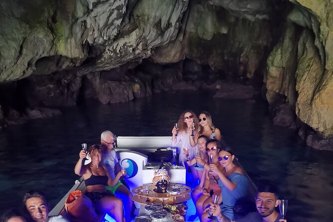 1-Hour Sea Caves and Boat Tour in Ortigia Syracuse - Tour Overview