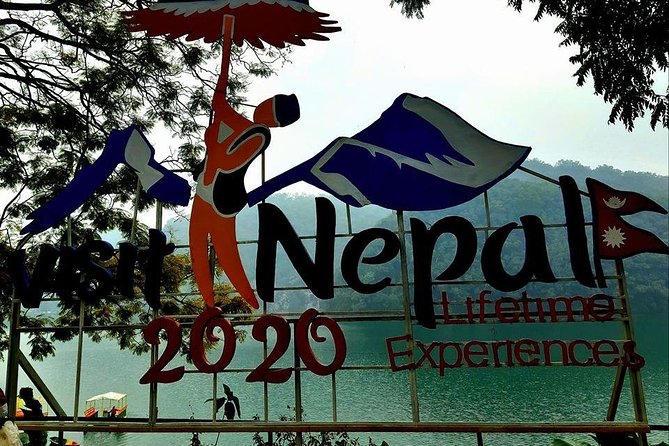 1 Hours Fewa Lake Rowing Trip From Pokhara