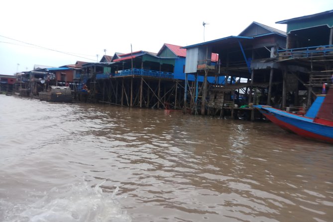 2-Day Temple Visit and Floating Village From Siem Reap