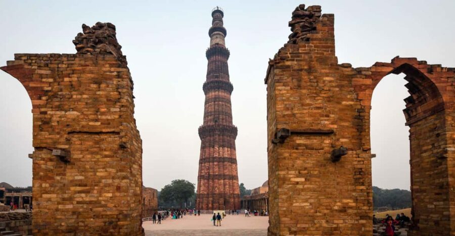 2 Days Delhi City And Agra Taj Mahal Tour By Car