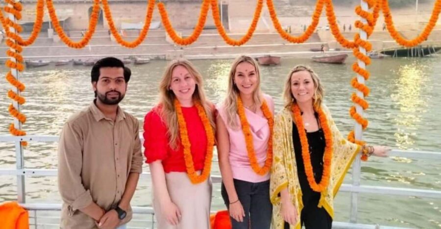 2 Days : Varanasi Private Guided Tour With Airport Pickup - Tour Overview