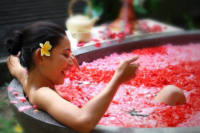 2 Hours Bali Lulur Massage & Spa Treatment Including Transfers