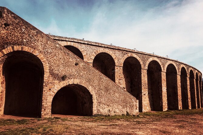 2 Hours Pompeii Group Tour With Archaeologist Guide and Skip the Line