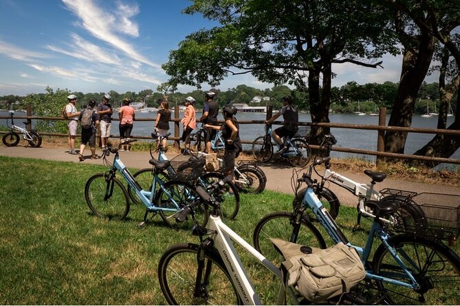 3.5 Hours NOTL E-Bike Wine Tour - Physical Requirements