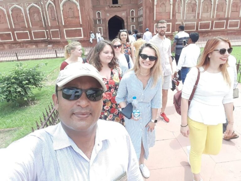 3-Day Delhi, Agra, Fatehpur Sikri, and Vrindavan Tour