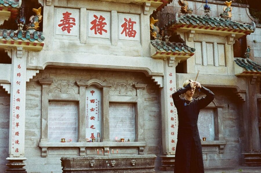 3-Hour Private Tour Hong Kong: Culture, History, Food, Etc.