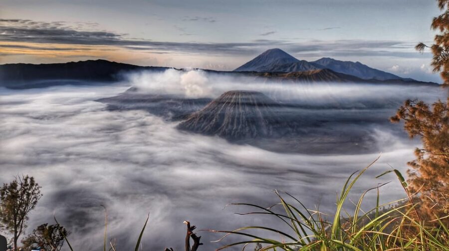 3D 2N Tour : Tumpak Sewu Waterfall Bromo and Ijen Crater