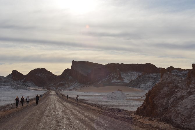 4-Day Best of Atacama: Moon Valley, Tatio Geysers and Altiplanic Lagoons