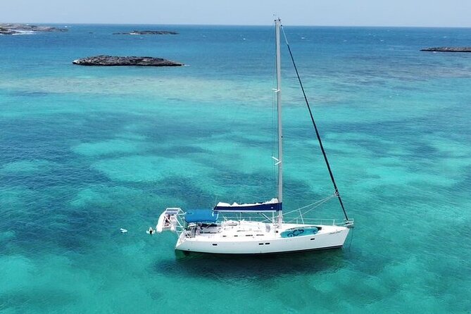 4-Hour Private Snorkeling and Sailing Trip