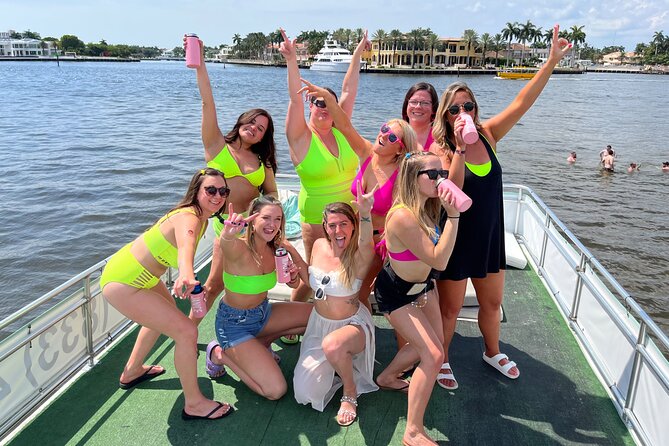 4 Hours Private Sandbar Pontoon Party