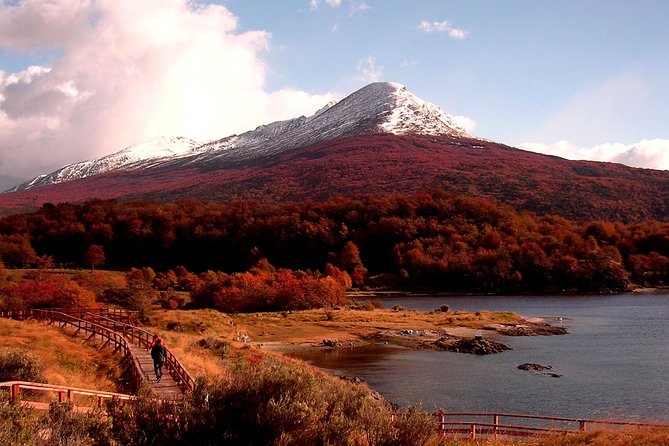 5.5-Hour Nat Park W/ Hiking *Shore Excursion* USHUAIA (Shared Tour for Cruises) - Meeting Location