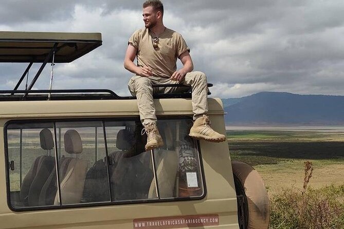 5 Days Tarangire, Serengeti, Ngorongoro & Manyara Joining Safari Tour Tanzania