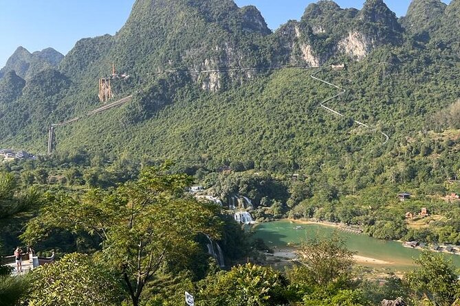 6 Day Tour in Ha Giang Loop Ban Gioc Waterfall Motorbike