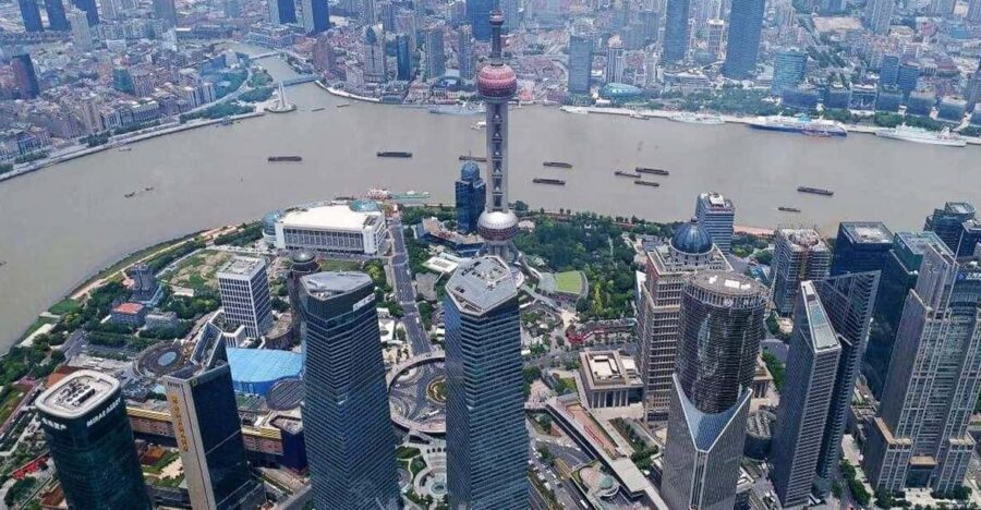 8-hour Shanghai City Private Tour by German-Speaking Guide