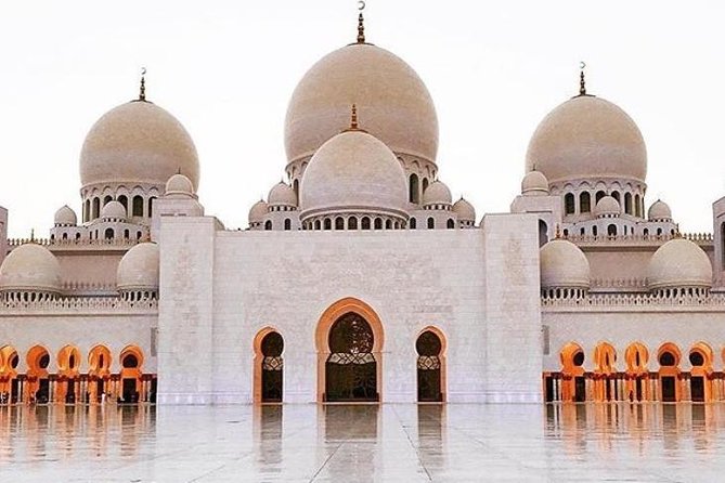Abu Dhabi Full Day – 8 Hours Tour