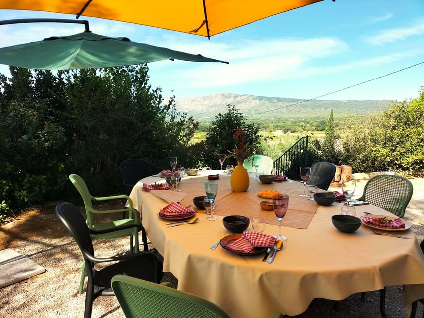 Aix & Marseille: Sainte Victoire Horse Ride, Picnic & Wine