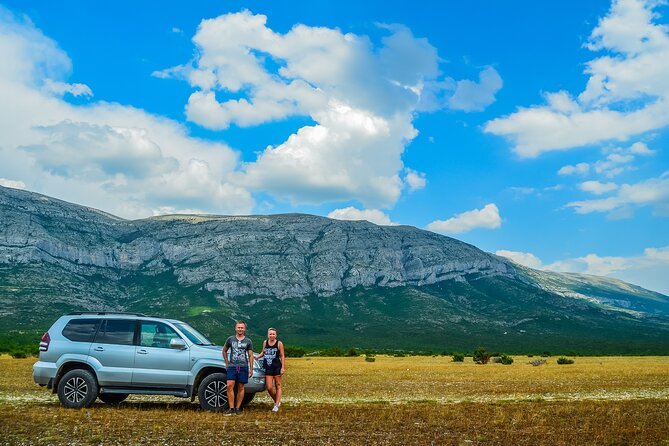 All-Inclusive Horse Riding & Jeep Exploring