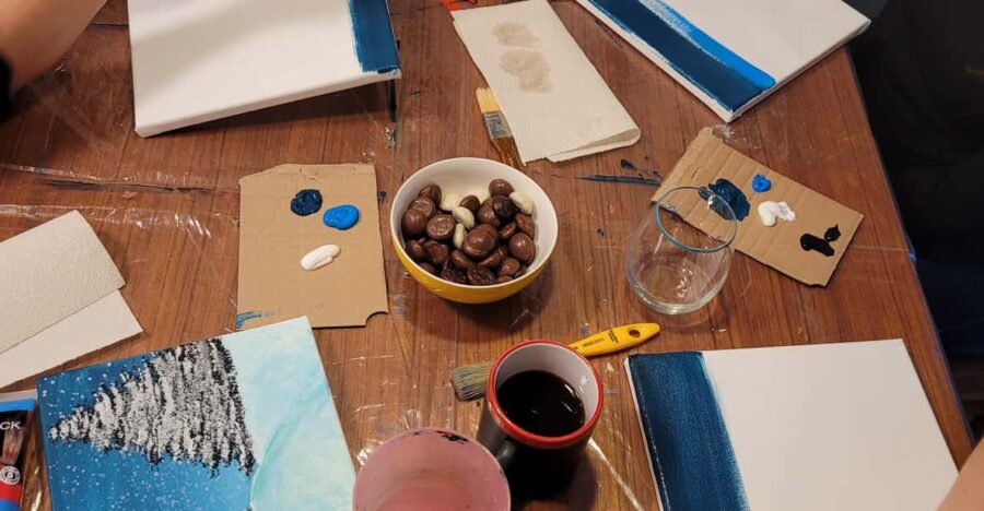 Amsterdam: Paint and Sip Workshop for Bachelor(ette) Parties