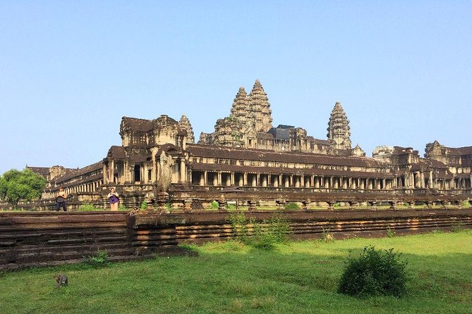 Angkor Wat Sunrise With Bayon & Ta Phrom
