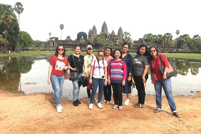 Angkor Wat Sunrise+Small Tours Shared Group