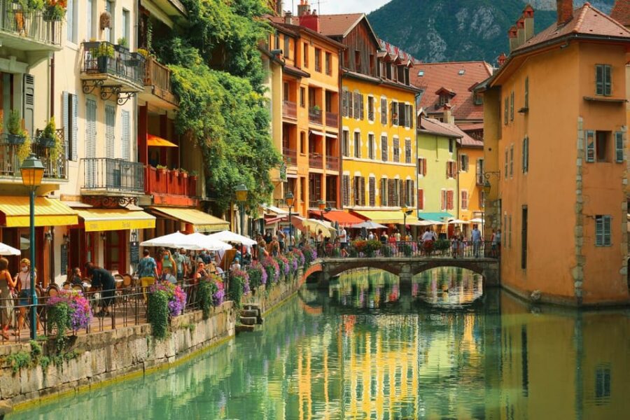 8 Best Walking Tours In Annecy