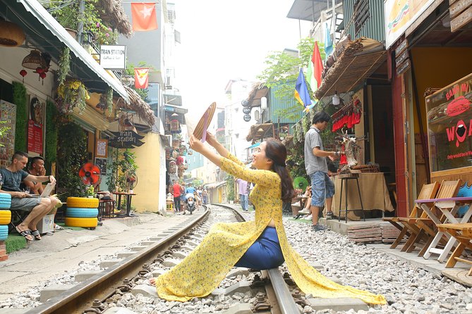 Ao Dai Rental in Hanoi - Rental Process Overview