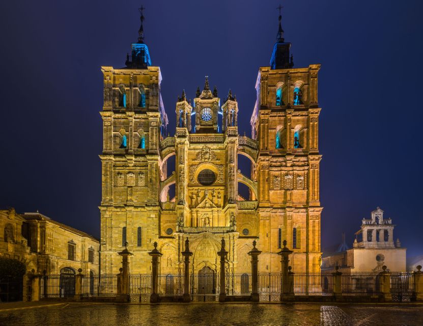 Astorga: Astorga Cathedral Entry Ticket With Audioguide - Ticket Information