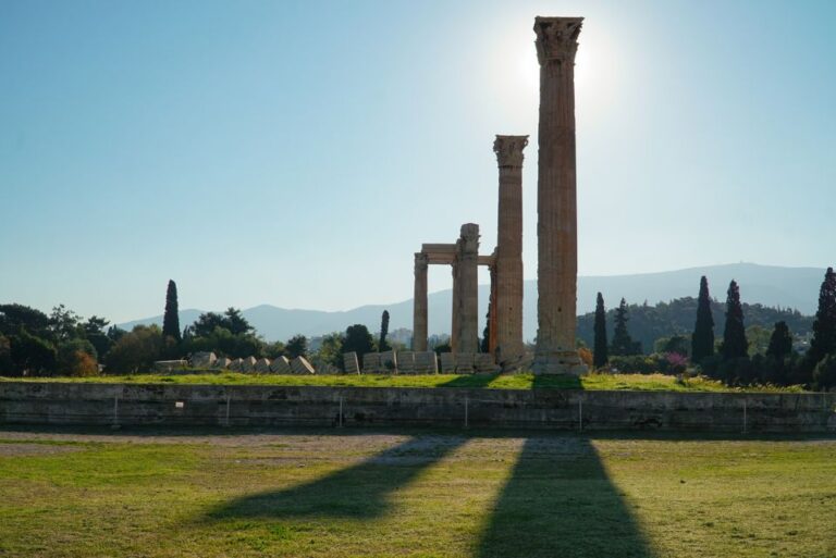 Athens: Temple of Olympian Zeus E-Ticket and Audio Tour