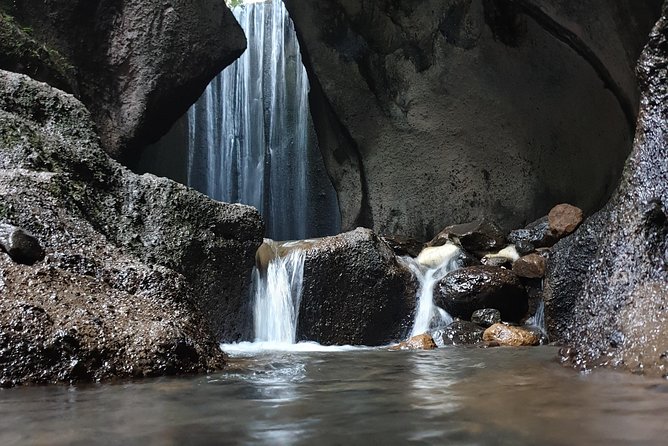 Bali Instagram Tour : Heaven Gate Tour – Tirta Gangga – Tukad Cepung Waterfalls