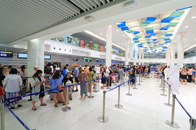 Bangkok: Guided Fast Track Lane at Suvarnabhumi Airport