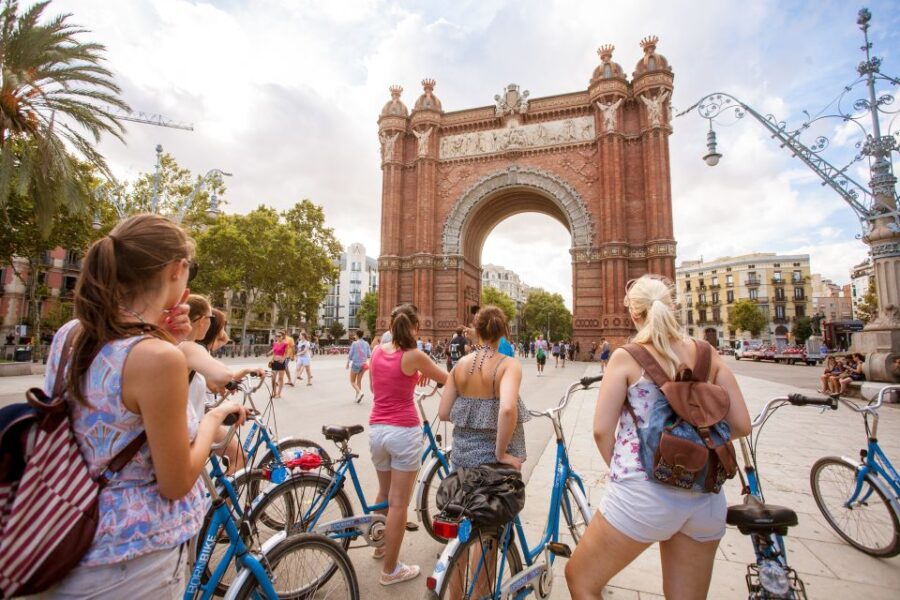 Barcelona Beach 3-Hour Bike Tour