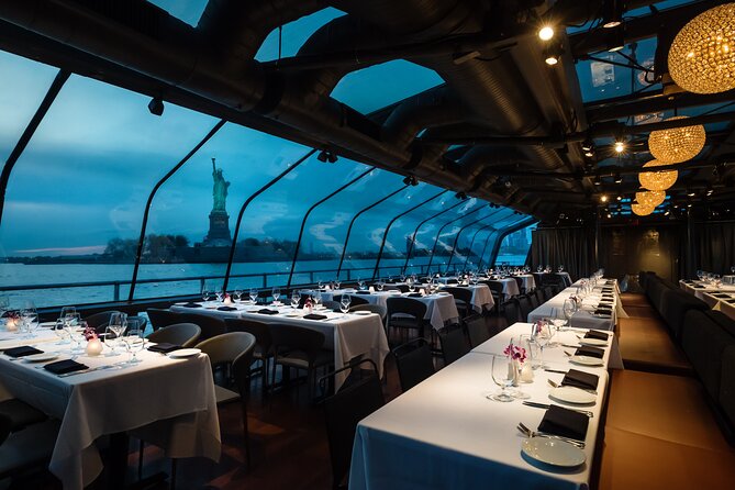 Bateaux New York Thanksgiving Plated Dinner Cruise