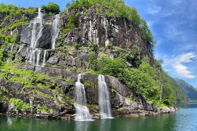 Bergen to Hardangerfjord VIP Car + Private Yacht Fjord Cruise