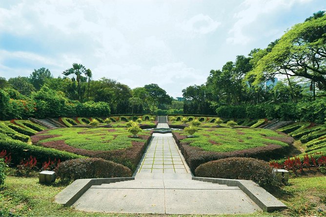 Bird Park & Butterfly Farm Nature Include All Entrance Tour From Kuala Lumpur - Kuala Lumpur Bird Park