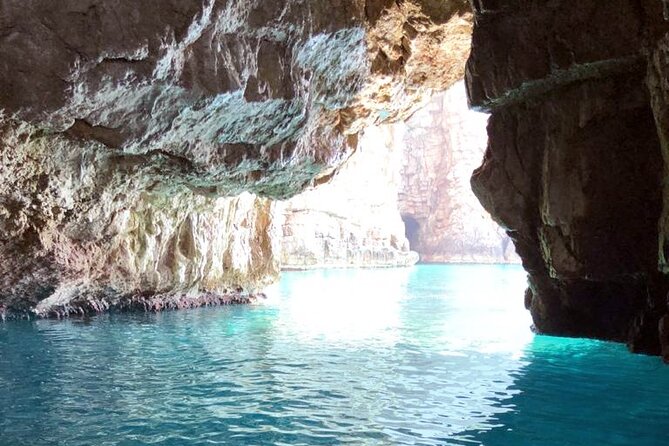 Blue Cave & Lady of the Rocks 3 Hrs Private Tour (Up to 8 Pax)