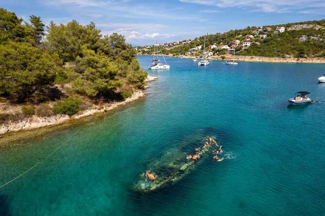 Blue Lagoon, Shipwreck, and Trogir With Lunch and Drink