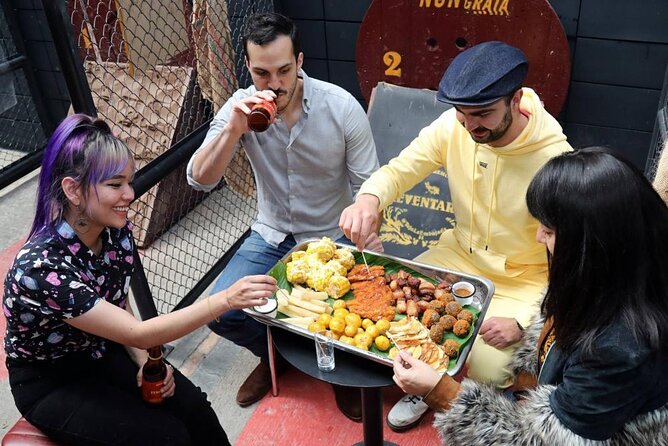 Bogota Street Urban Tour With Fruits, Graffiti and Private Guide