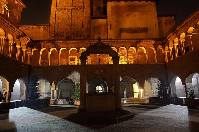 Bologna By Night Walking Tour
