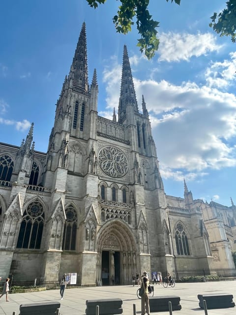 Bordeaux as a Local: Private Guided Tour - Tour Overview