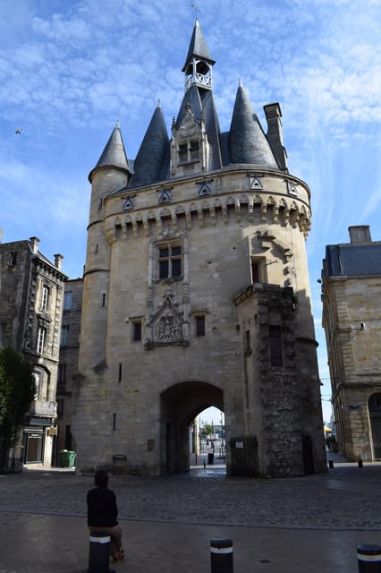 Bordeaux: See the Whole City by Bike - Discover Bordeauxs 2000-Year History